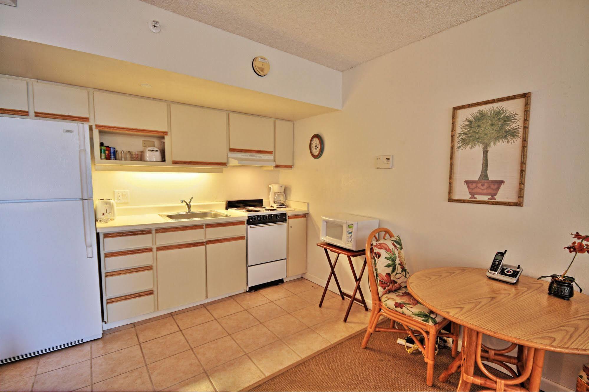 Ocean View Suite At Royal Kahana Exterior photo